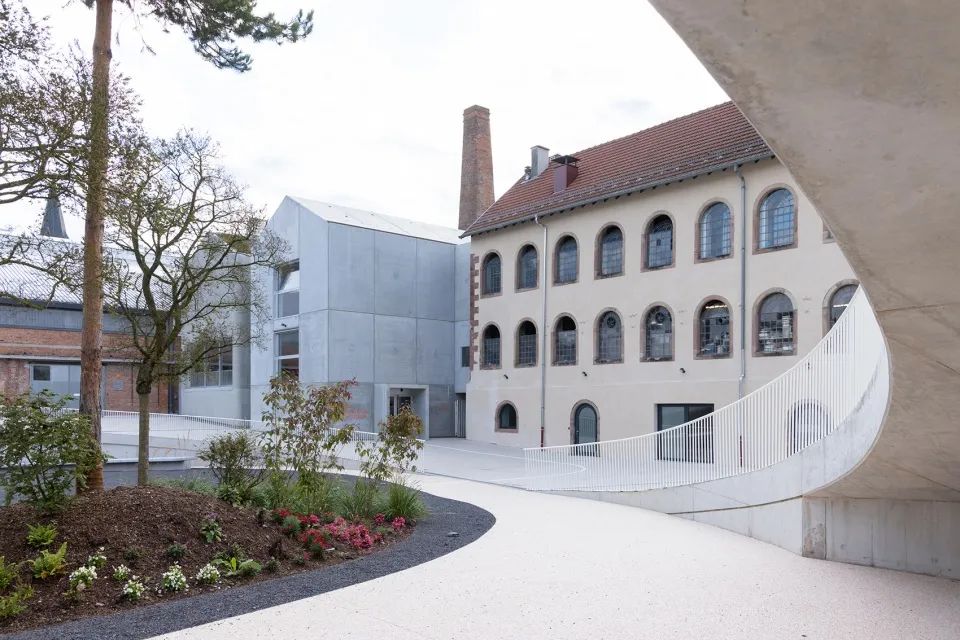 1684998990114085.jpg 6.jpg